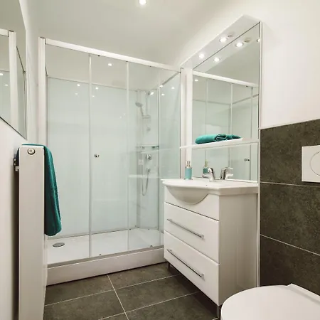 Charming With Whirlpool Apartment Eisenerz